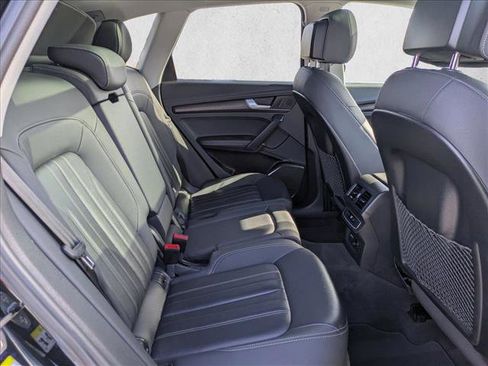 Used 2021 Audi Q5 Premium Plus w/ Premium Plus Package image 20