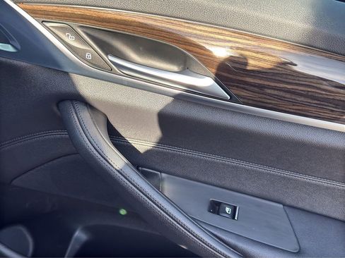 Used 2018 BMW 530i xDrive image 16