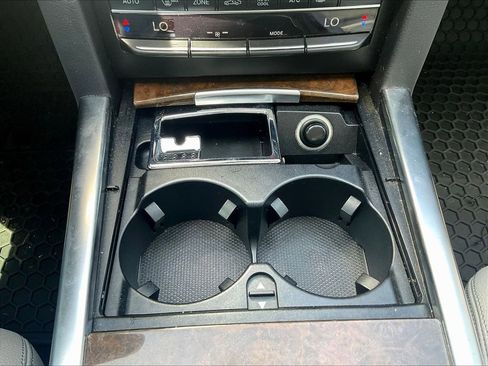 Used 2016 Mercedes-Benz E 350 4MATIC Wagon image 16
