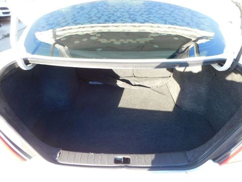 Used 2017 Nissan Versa SV image 14