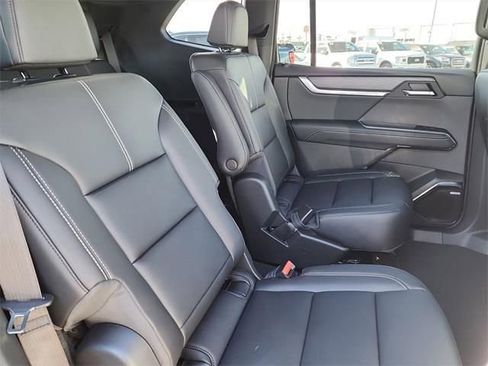 New 2026 GMC Acadia Elevation w/ Super Cruise Package FWD image 19