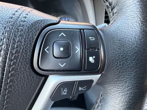 Used 2019 Toyota Sienna XLE FWD image 26