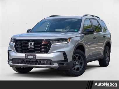 New 2025 Honda Pilot TrailSport