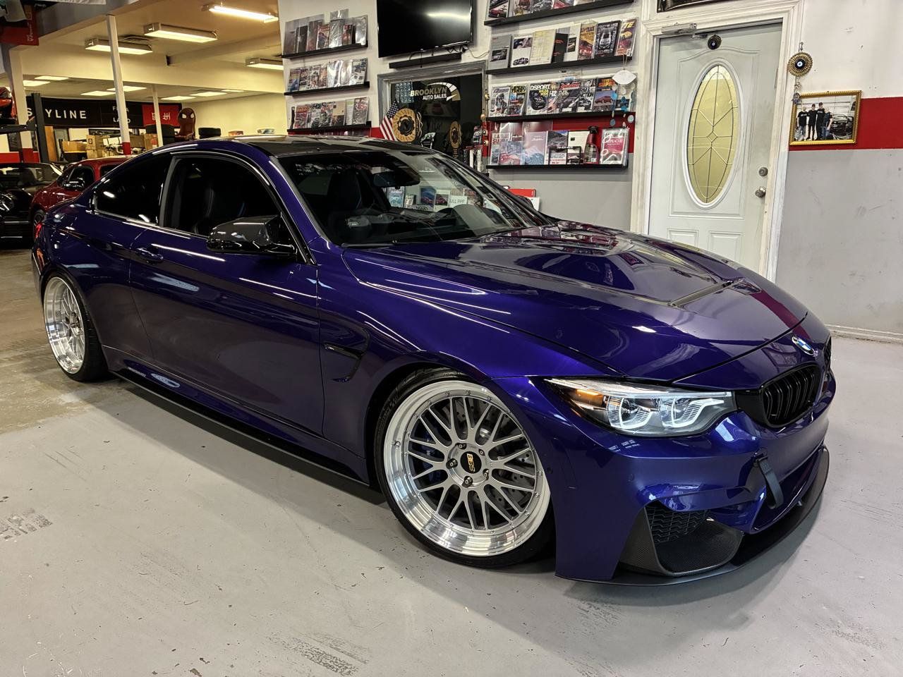 Used 2018 BMW M4 Coupe RWD image 11