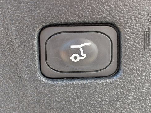 Certified 2024 Ford Edge SEL w/ Convenience Package image 15