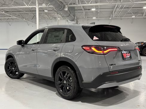 New 2026 Honda HR-V Sport image 18