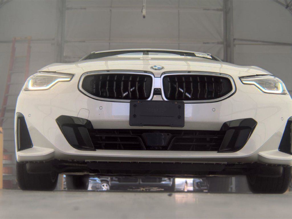 Used 2026 BMW 230i xDrive Coupe w/ Premium Package AWD/4WD image 3