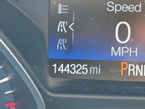 Used 2017 Ford Escape SE w/ Equipment Group 201A image 27