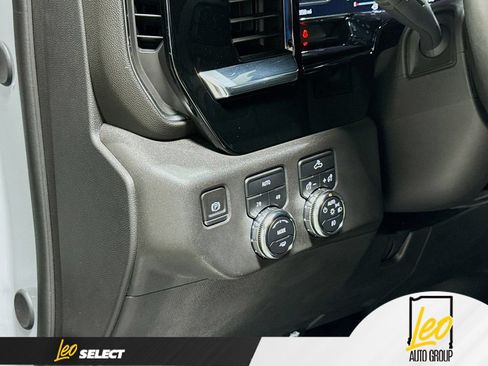 Used 2024 GMC Sierra 1500 Elevation AWD/4WD image 13