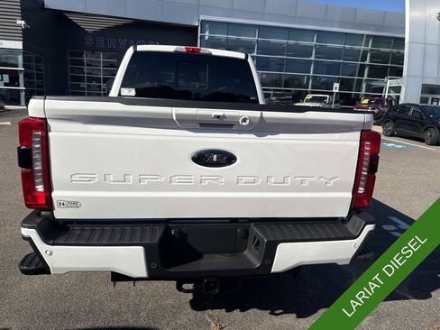 New 2026 Ford F350 Lariat w/ Black Appearance Package image 32