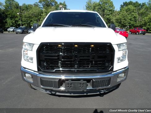 Used 2015 Ford F150 XLT AWD/4WD image 2