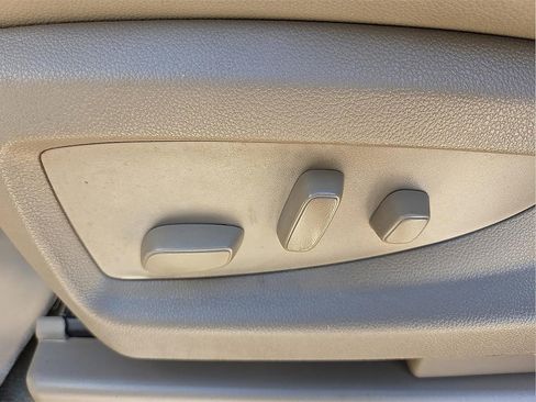 Used 2018 Chevrolet Suburban LT w/ Off-Road Package image 16