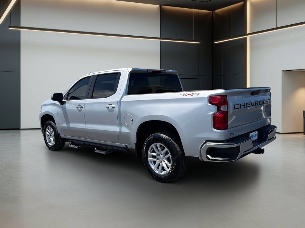 Certified 2021 Chevrolet Silverado 1500 LT AWD/4WD image 3