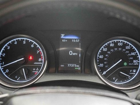 Used 2023 Toyota Camry SE w/ Convenience Package image 25