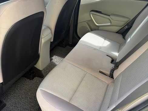 Used 2021 Kia Soul LX FWD image 6