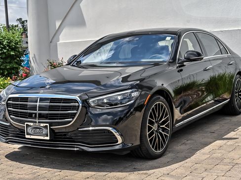 Used 2023 Mercedes-Benz S 580 4MATIC Sedan image 5