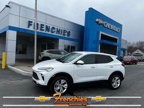Used 2025 Buick Encore GX Preferred AWD/4WD image 22