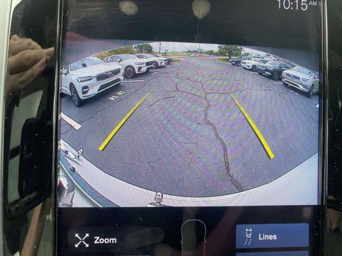 Used 2020 Volvo XC90 T6 Momentum w/ Protection Package Premier AWD/4WD image 26