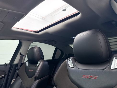 Used 2016 Chevrolet SS RWD image 3