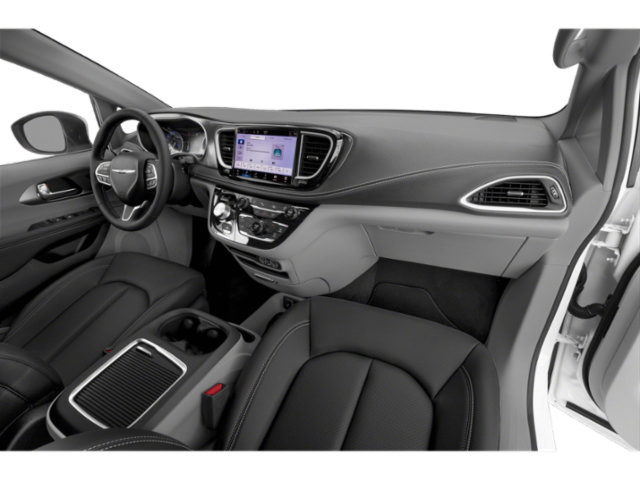 Used 2024 Chrysler Pacifica Touring-L FWD image 12