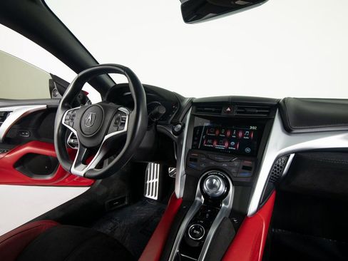 Used 2021 Acura NSX image 24