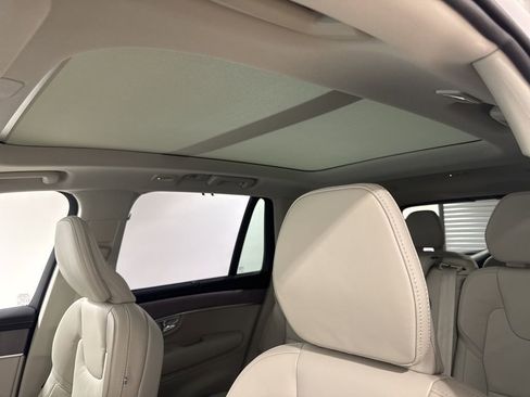 New 2026 Volvo XC90 B6 Ultra w/ Protection Package AWD/4WD image 16