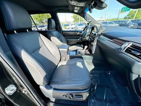 Used 2023 Lexus GX 460 Premium image 28