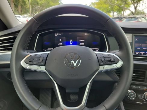 Used 2024 Volkswagen Jetta SE w/ Panoramic Sunroof Package FWD image 18
