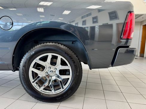 Used 2013 RAM 1500 Express RWD image 40