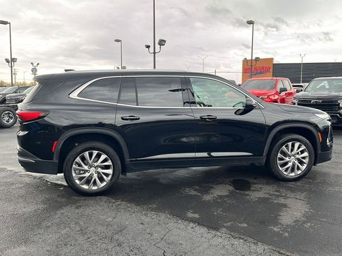 Used 2025 Buick Enclave Preferred image 6