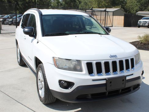 Used 2016 Jeep Compass Sport w/ Power Value Group image 3