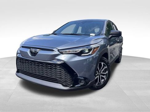 Used 2024 Toyota Corolla Cross AWD Hybrid image 9