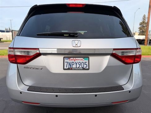 Used 2011 Honda Odyssey EX image 18