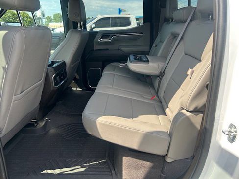 Used 2024 Chevrolet Silverado 1500 LTZ image 17