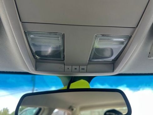Used 2006 Chrysler 300 Touring RWD image 19