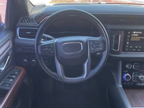 Used 2023 GMC Yukon Denali Ultimate AWD/4WD image 17