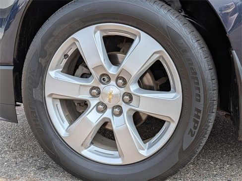 Used 2017 Chevrolet Traverse LT w/ Style and Technology Package image 30