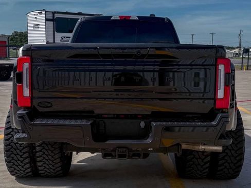 Used 2024 Ford F450 Limited w/ FX4 Off-Road Package AWD/4WD image 4