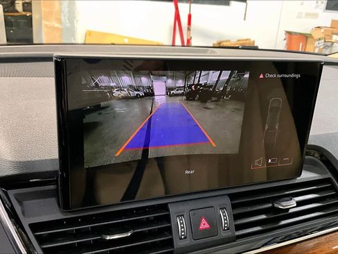 Used 2023 Audi Q5 2.0T Premium w/ Convenience Package image 26