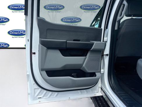 Used 2024 Ford F250 4x4 Crew Cab Super Duty image 12