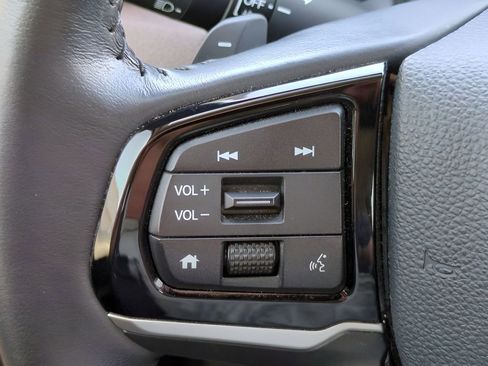 Used 2025 Honda Odyssey Touring image 27