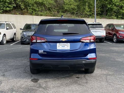 Used 2023 Chevrolet Equinox LS w/ LS Convenience Package FWD image 5