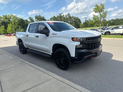 Used 2022 Chevrolet Silverado 1500 Custom Trail Boss w/ Safety Confidence Package AWD/4WD image 6