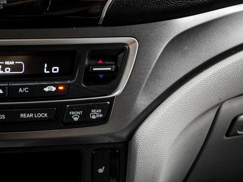 Used 2022 Honda Pilot Special Edition image 25