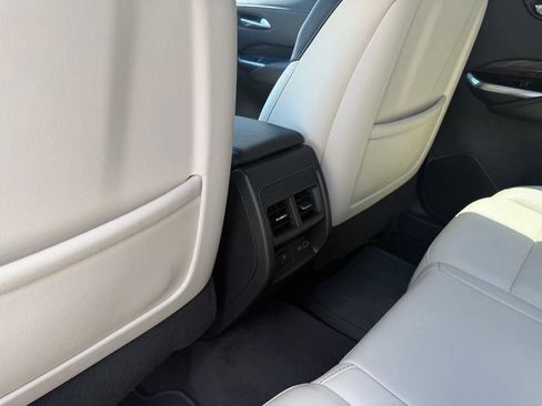 Used 2021 Cadillac XT4 Sport FWD image 10