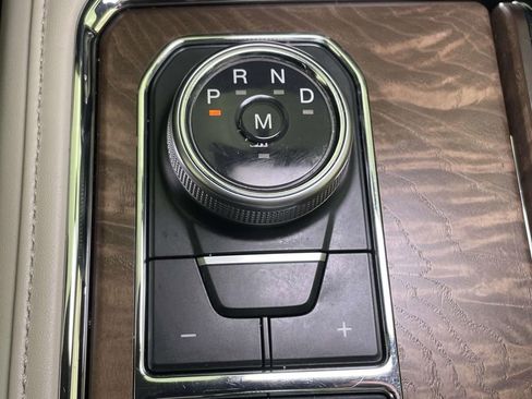 Used 2020 Ford Expedition Max Platinum image 36