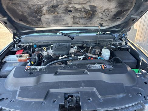 Used 2011 GMC Sierra 2500 W/T w/ Snow Plow Prep Package image 24