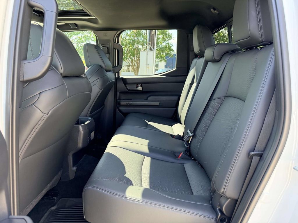 Certified 2025 Toyota Tacoma TRD Sport w/ TRD Sport Premium Package AWD/4WD image 16