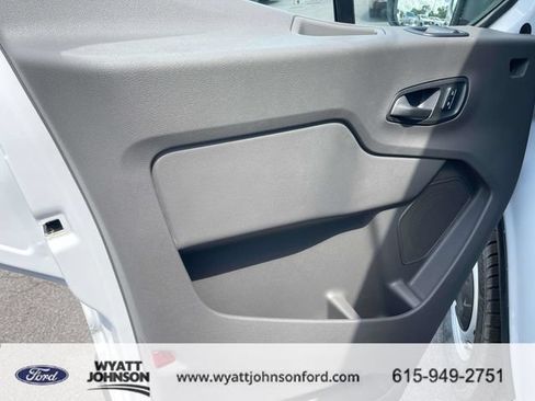 New 2026 Ford Transit 250 148 Medium Roof RWD image 22