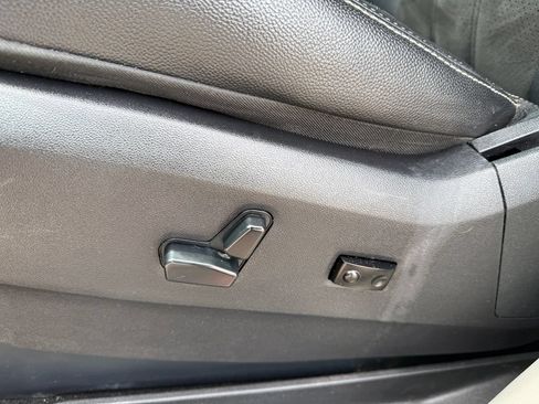 Used 2020 Dodge Grand Caravan SXT FWD image 20